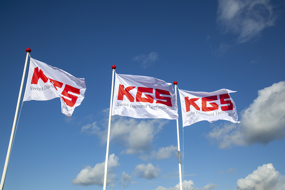 KGS Flags for Quality and Service